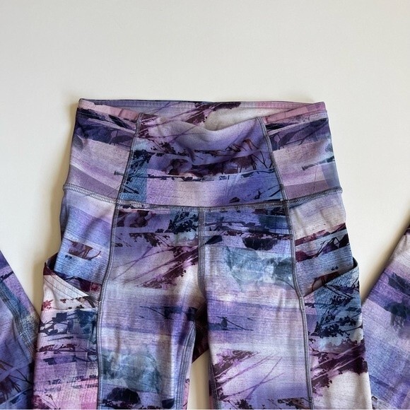 Lululemon Fast Free 7/8 Tight II Sunrise Silhouette Multi Size 4 - Picture 6 of 14